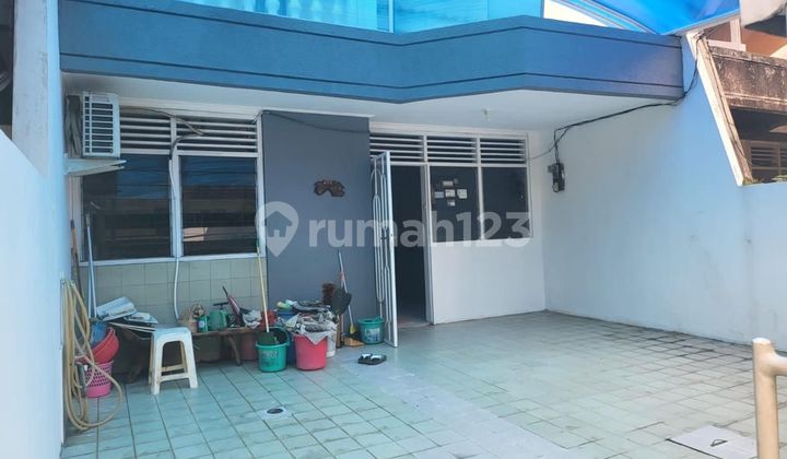 Rumah Sewa 2 Lantai di Kelapa Gading