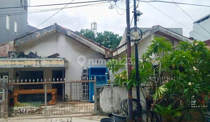 Rumah Tua Butuh Renovasi Di Kelapa Gading 1