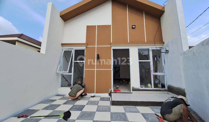 Rumah di Jati warna Bekasi strategis akses mudah bagus  2