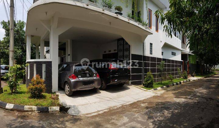 Rumah di Batununggal bandung hook dalam komplek elite strategis Ais 1