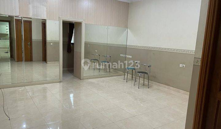 Ruko 3,5Lt 5x24 120m2 Lokasi Strategis Jalan Raya Muara Karang 2