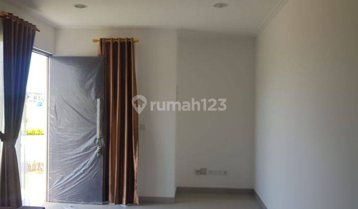 Rumah Hoek 2 Lantai Luas 8x10 80m2 Type 3+1kt di Cluster Magenta Pik Pantai Indah Kapuk, Jakarta Utara 2