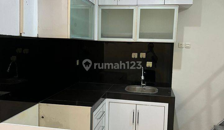 Rumah 2 Lantai Luas 6x20 120m2 Type 4+1kt di Perumahan Citra Garden 4 Kalideres Jakarta Barat 2