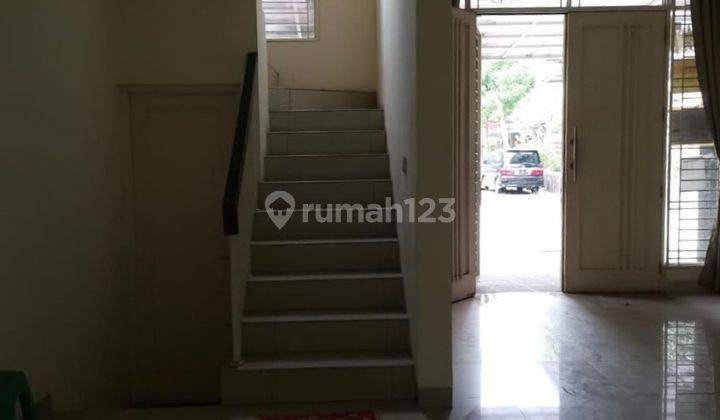 Rumah 2 Lantai Luas 8x18 144m2 Type 3+1kt di Cluster Atlantic City Golf Lake Residence Cengkareng 2