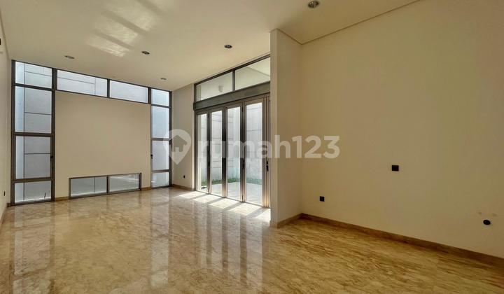 Rumah 3lt 12x30 4+1kt di Cluster Mozart Signature Golf Island Pik