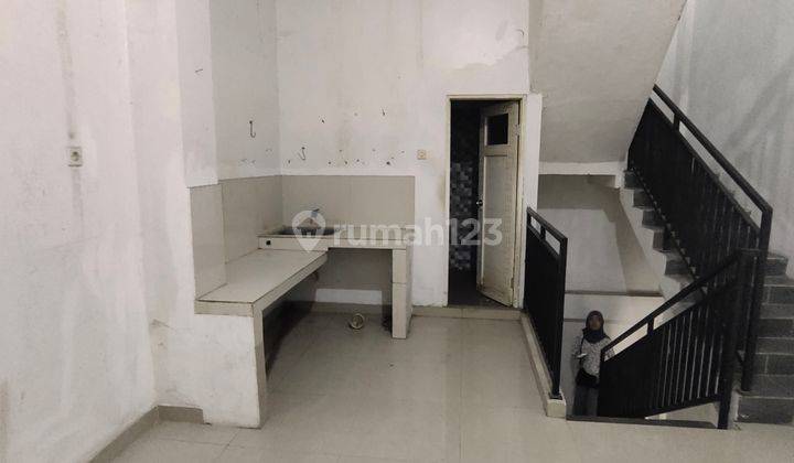 Disewakan Ruko harapan indah,cocok utk usaha dan kantor. 7