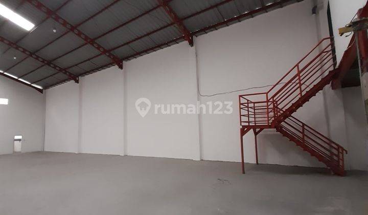 Di jual cepat Gudang siap pake di delta silicon,Lippo Cikarang Bekasi  2