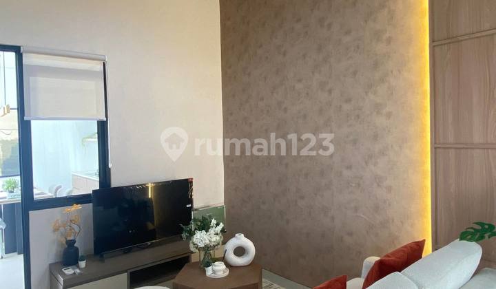 Rumah 2 Lantai Cicilan 4 Jutaan High Ceiling di Dalam Kawasan Hijau 210 Hektar Dekat Tol & Stasiun KRL Serpong Bsd 2