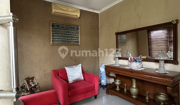House for Sale in Bintaro Sector 9, Good SHM 2