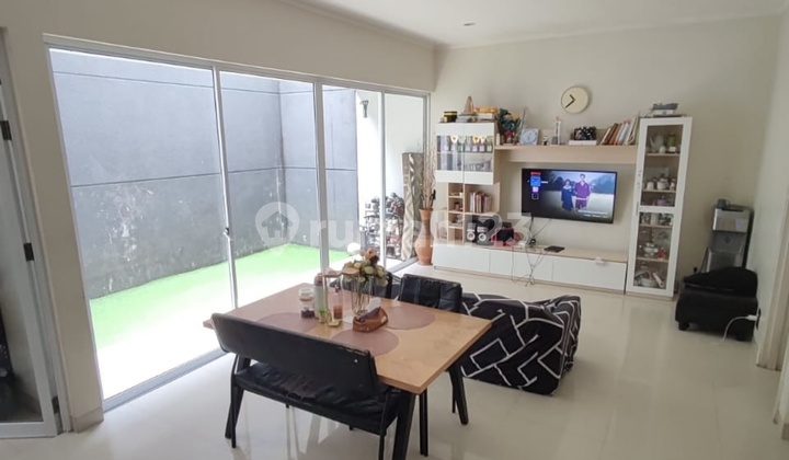 Rumah Siap Huni Di.komplek Yang Nyaman Harga Murah Jarang Ada Rumah