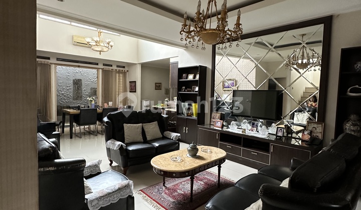 Rumah Dijual Mertilang Sektor 9 Bintaro