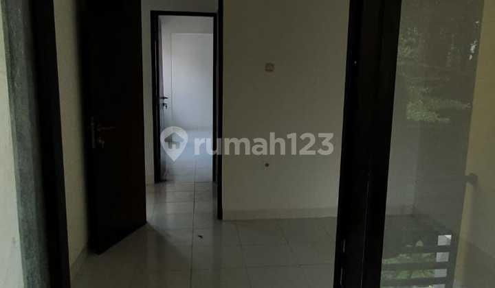 Rumah 2 Lantai Jual.cepat 2