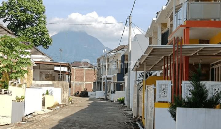 Rumah Baru Konsep Villa Dau Batu  5