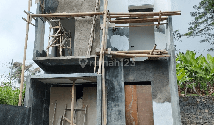 Rumah Baru Konsep Villa Dau Batu  7