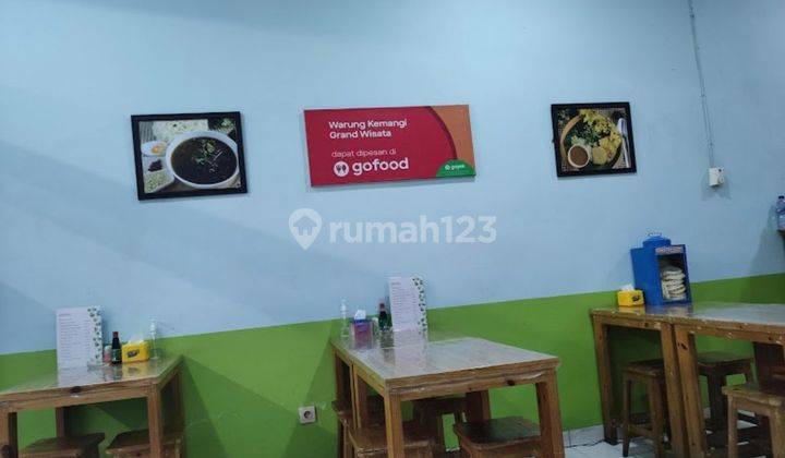 Ruko 2 Lantai Bagus Siap Pakai 2