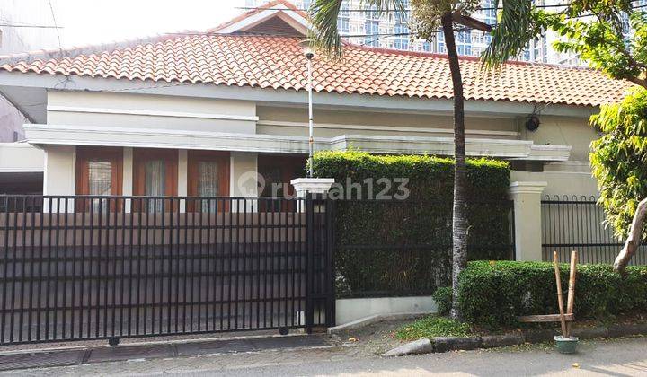 Rumah Salemba Jakarta Pusat SHM Unfurnished Harga Nego 1