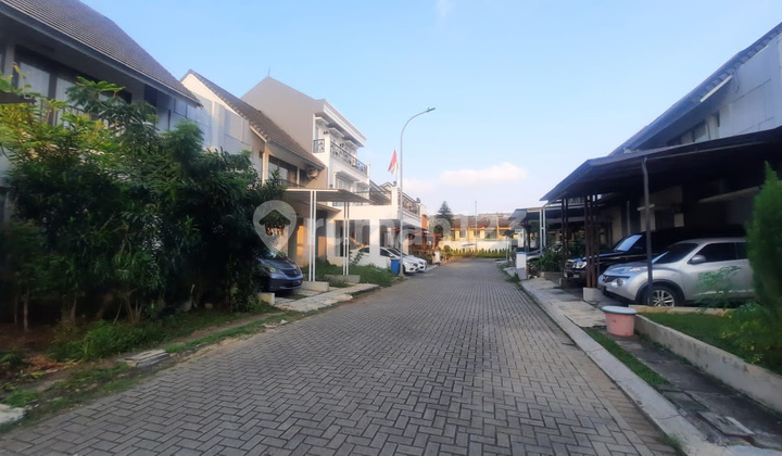Rumah Premier Riviera Jakarta Timur Bagus Siap Huni 2