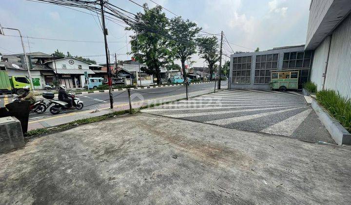 Gudang di Jl. Raya Bekasi Timur, Jakarta Timur 620 m 2