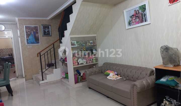 Dijual Rumah 2 Lantai di Kelapa Gading