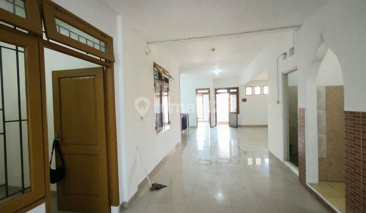 Rumah Metland Menteng 2 Lantai Semi Furnished 1