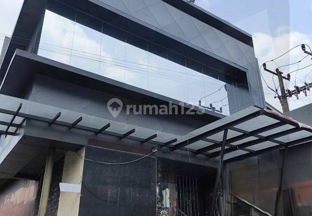 Gedung di Kemang Ex Bar Lokasi Bagus Harga Nego 1