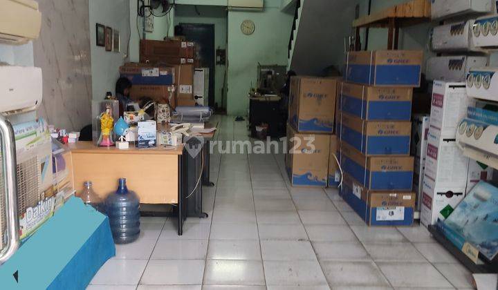 Ruko 3 Lantai di Jalan Lej. Jend Suprapto Bungur Senen 2