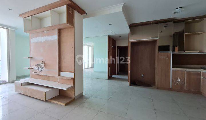 Apartement Ancol Mansion 3 BR Semi Furnished Bagus 2