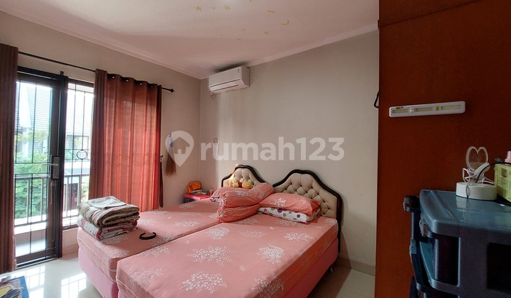 DIJUAL CEPAT  Rumah di Premier Riviera, Rawamangun. Full renovasi. Rapih