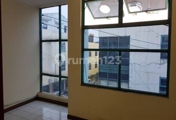 Shop House in Mampang Prapatan Office Complex, South Jakarta