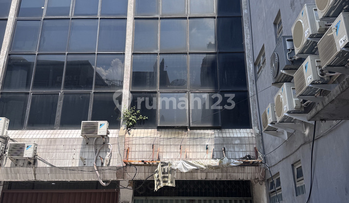 Dijual Ruko 4,5 Lantai di Gunung Sahari - Harga Nego Dijual Ruko 4,5 Lantai di Gunung Sahari - Harga Nego