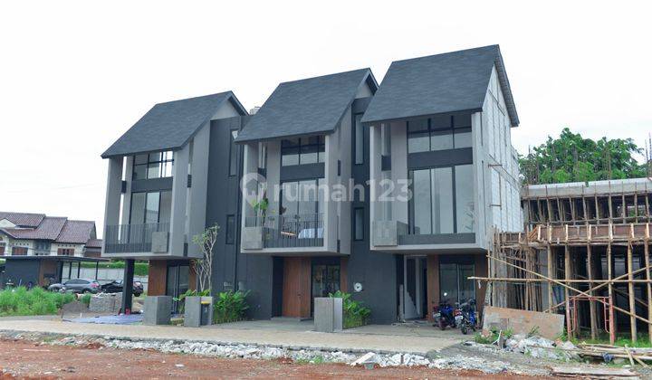 Cavana Lebak Bulus Rumah Modern Minimalis 3 Lantai 4 Kamar 2