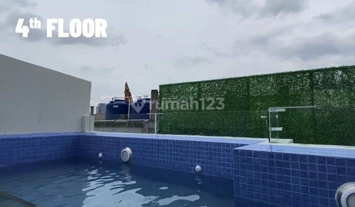 Rumah 3 Lt dan Rooftop dengan Infinity Pool di Mampang Jaksel 2