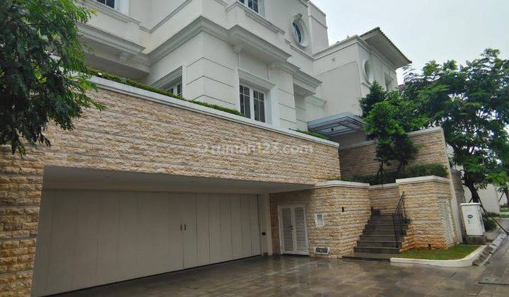 Rumah 3 Lantai Basement dan Rooftop Lokasi Premium Gandaria 1