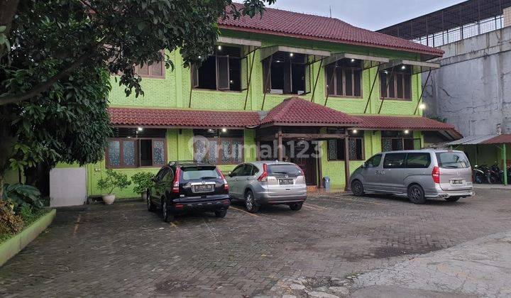 Bangunan Rumah Makan Lengkap Terawat di Jalan Ciawi Bogor 1