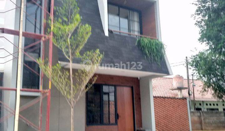 Rumah Modern Minimalis 2 Lantai Pinggir Jalan Besar Beji Depok 2