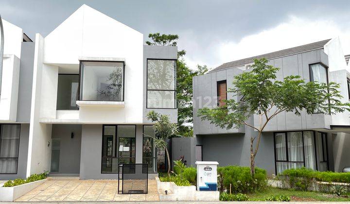 Rumah Paling Laris 2 Lantai di Bsd Dekat Summarecon Mall Serpong 1