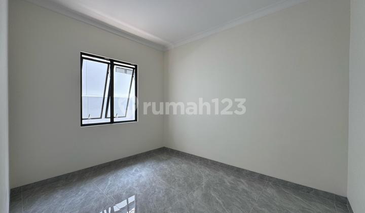 For Sale Modern Luxury Alderwood House in Bogor 3 Floors With Attic Room 2