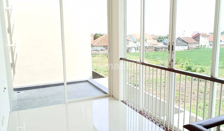 Di Jual Rumah 2 Lantai Dekat Jalan Tuparev Cirebon 8
