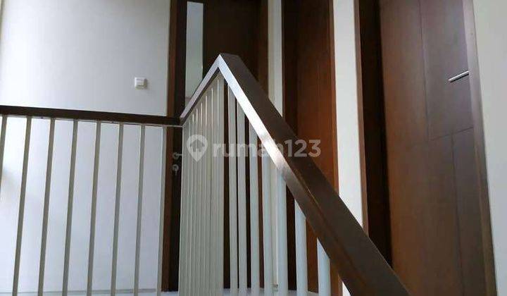 Rumah 2 Lantai Di Jl P Cakrabuana Dekat Area Perkantoran 5