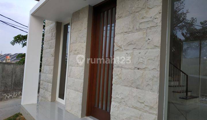 Rumah 2 Lantai Lokasi Dekat Area Perkantoran Cirebon 8