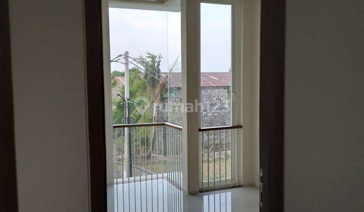 Rumah 2 Lantai Lokasi Dekat Area Perkantoran Cirebon 16