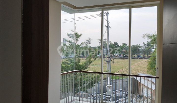 Rumah 2 Lantai Lokasi Dekat Area Perkantoran Cirebon 17