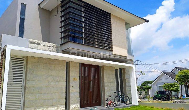 Rumah Mewah 2 Lantai Lokasi Dekat Area Perkantoran Cirebon 2