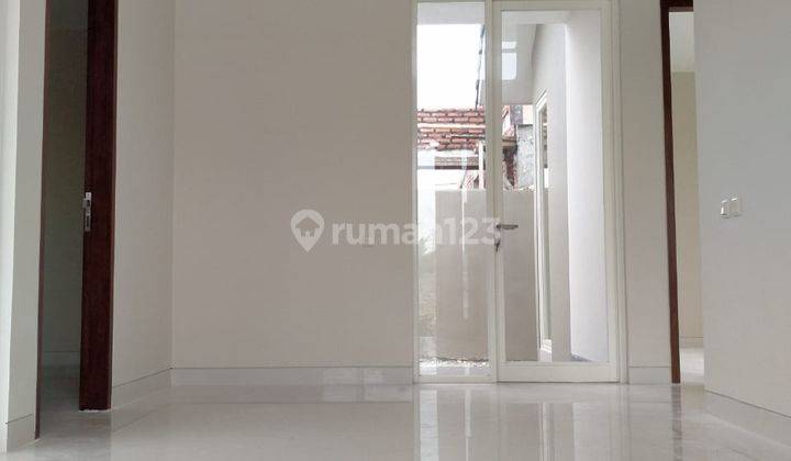 Rumah Di Jual Lokasi Strategis Dekat Area Perkantoran 7