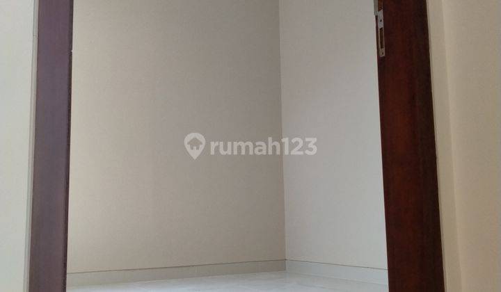 Di Jual Rumah Mewah Cluster Minimalis Lokasi Dekat Area Kantor 9