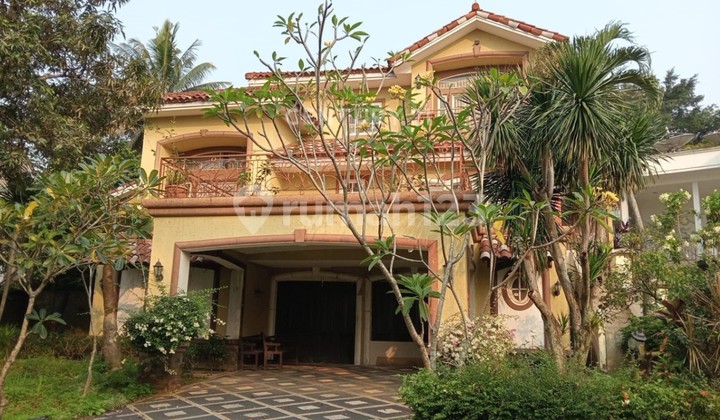 Rumah Luas di Mediterania Parahayangan Golf Sentul City Bogor