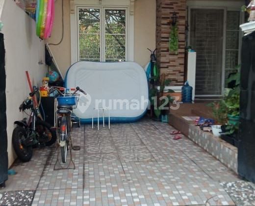 Rumah Bagus,depan Taman, Di Cluster Royal Residence Jakarta Timur 1