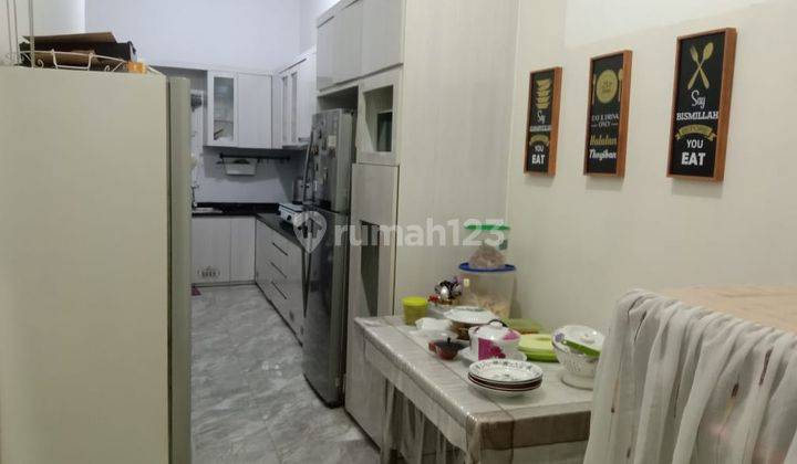 Dijual Rumah di Taman Narogong Siap Huni Tanah Besar Kota Bekasi  2