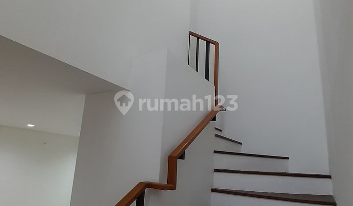 Termurah Cluster Jura Rumah 2.5 Lantai Di Metland Menteng Cakung Jakarta Timur 2