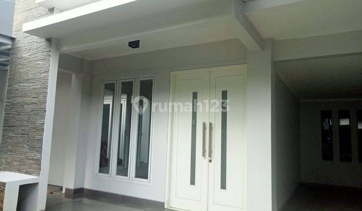 Dijual Rumah Siap Huni Strategis di Eramas 2000 Jakarta Timur  1